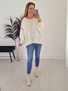 Oversize Strickpullover Hannah Weiß